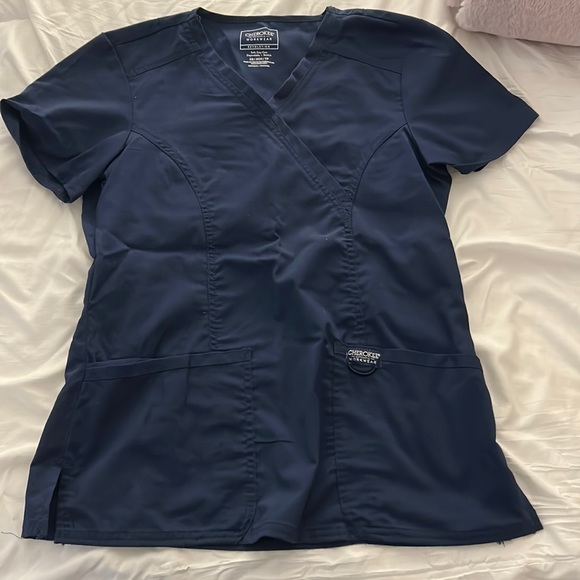Cherokee women’s Scrub top - Picture 1 of 6